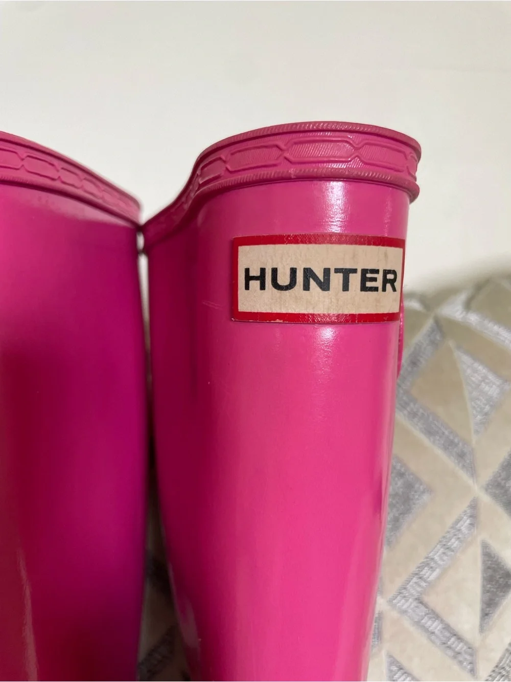 Hunter Kid’s Pink Gloss Rain Boots